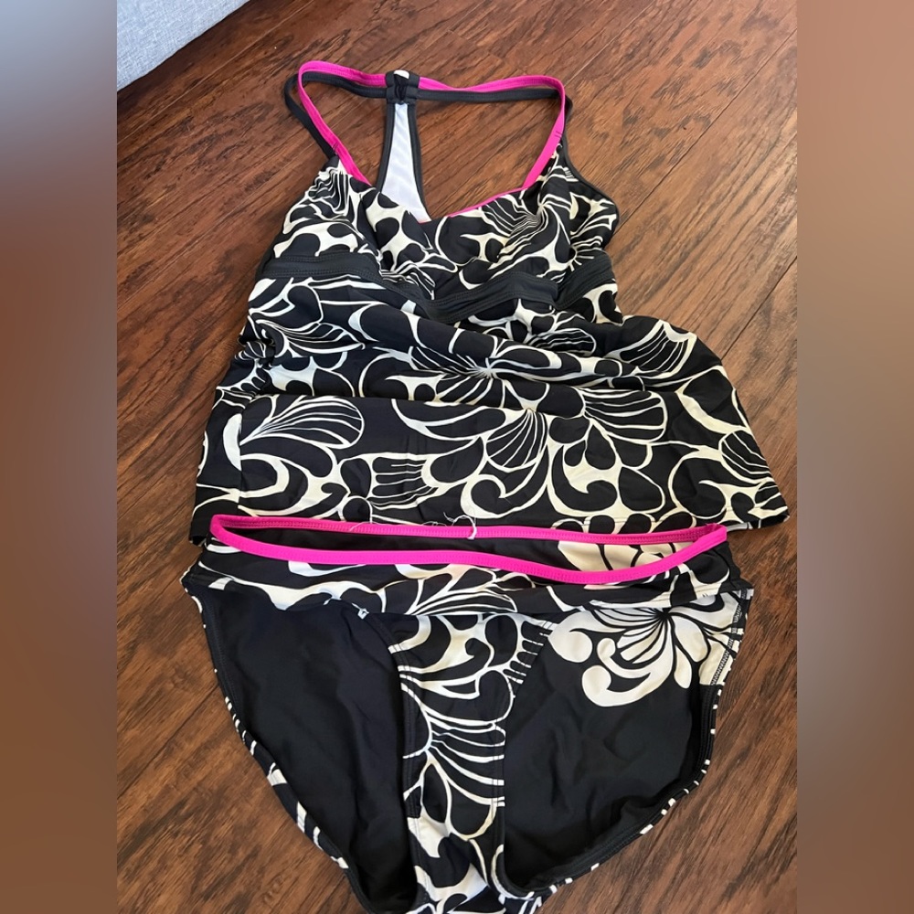 Athleta tankini